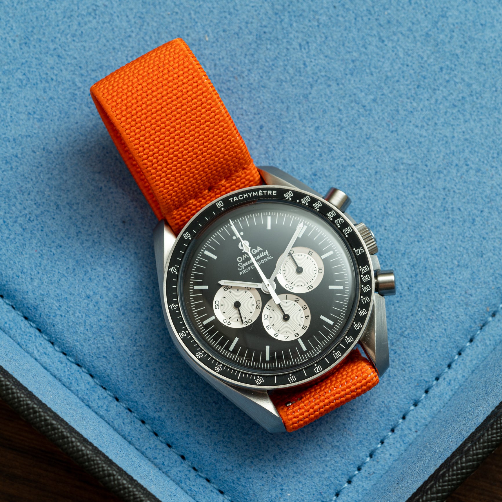 Elastic Loop Orange