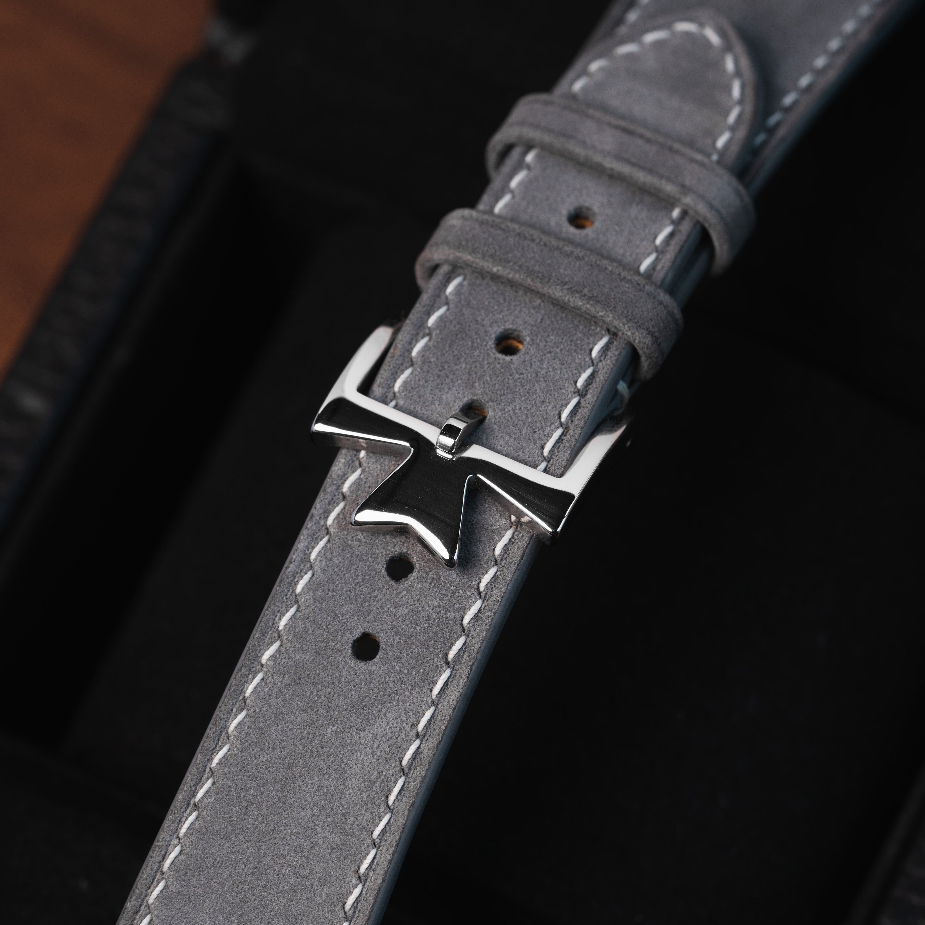 VC-style Buckle